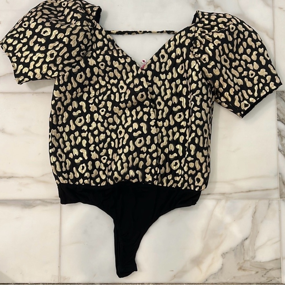 Buddy Love Puff Sleeve Body Suit Size Large NWT - Picture 2 of 4